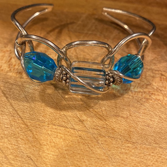 Sterling Silver Women's bracelet cuff with blue and clear beads NWOT IN BOX - Picture 2 of 5
